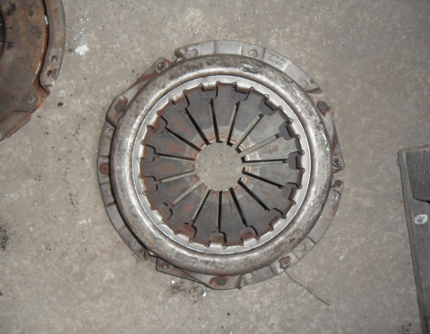 Корзина сцепления MMC MITSUBISHI 4DR5
