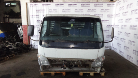 Кабина MITSUBISHI CANTER 2003г.в.