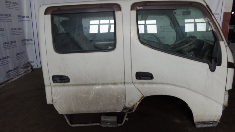 Кабина TOYOTA TOYOACE 2002г.в.