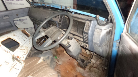 Кабина ISUZU FORWARD 1991г.в.