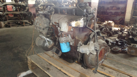 ДВИГАТЕЛЬ В РАЗБОР NISSAN TD25