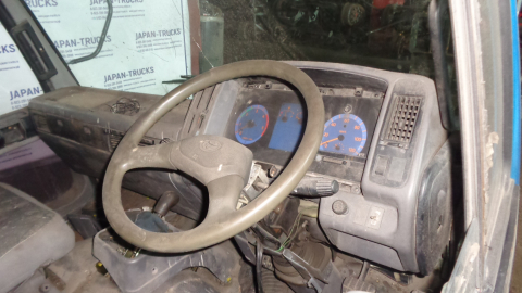 Кабина TOYOTA DYNA