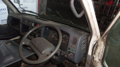 Кабина TOYOTA DYNA