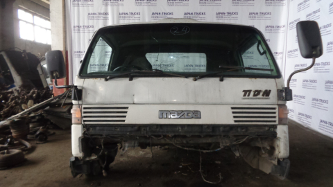 Кабина MAZDA TITAN