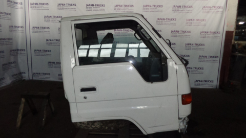 Кабина TOYOTA DYNA