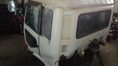 Кабина NISSAN DIESEL