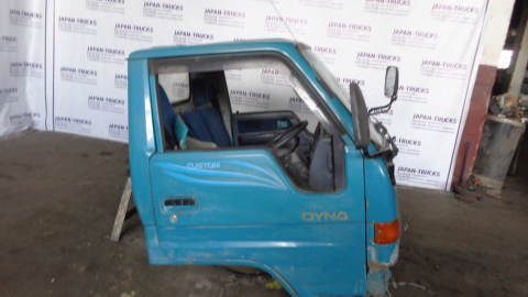 Кабина TOYOTA DYNA