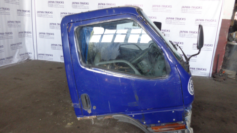 Кабина MITSUBISHI CANTER