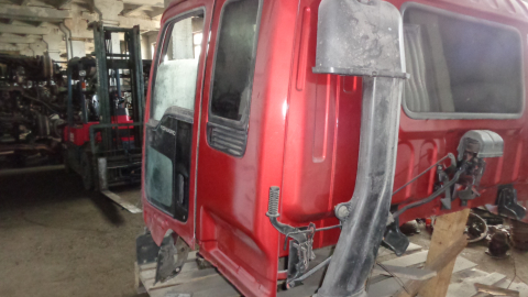 Кабина ISUZU FORWARD