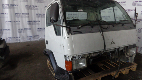 Кабина MITSUBISHI CANTER
