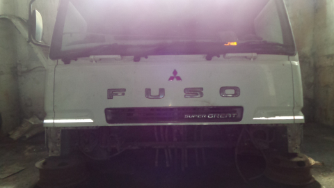 Кабина MITSUBISHI FUSO