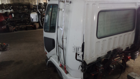 Кабина MITSUBISHI FUSO