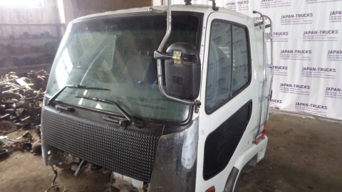 Кабина MITSUBISHI FUSO
