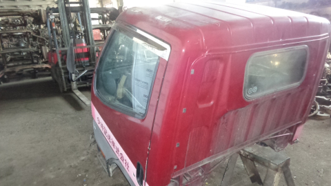 Кабина MITSUBISHI CANTER