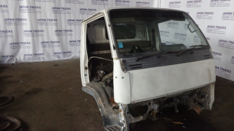 Кабина MITSUBISHI CANTER