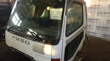 Кабина MITSUBISHI FUSO