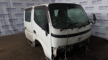 Кабина TOYOTA TOYOACE 2002г.в.