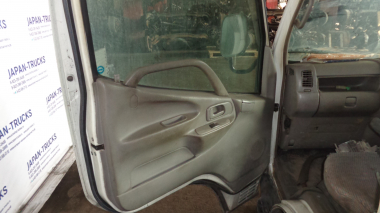 Кабина TOYOTA TOYOACE 2002г.в.