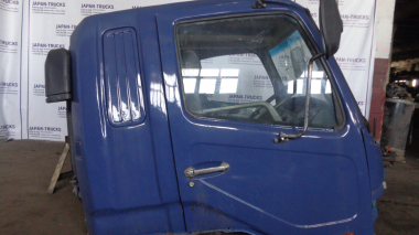 Кабина MITSUBISHI FUSO