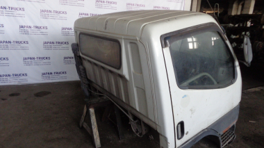Кабина MITSUBISHI CANTER
