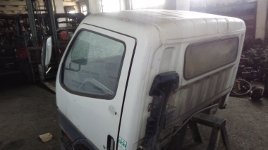 Кабина MITSUBISHI CANTER