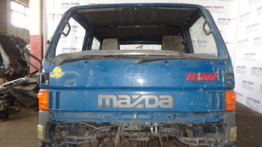 Кабина MAZDA TITAN