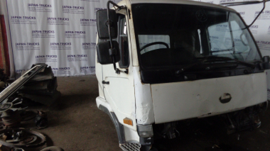 Кабина NISSAN DIESEL