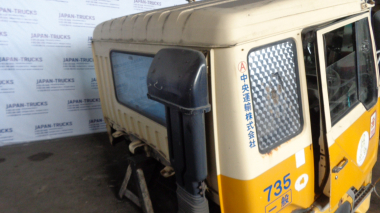 Кабина MITSUBISHI FUSO