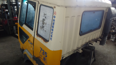 Кабина MITSUBISHI FUSO