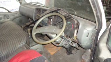 Кабина MITSUBISHI CANTER