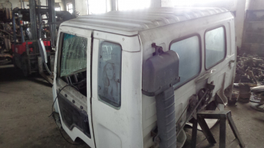 Кабина ISUZU FORWARD