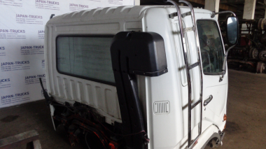 Кабина MITSUBISHI FUSO