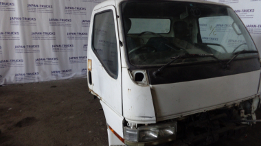 Кабина MITSUBISHI CANTER