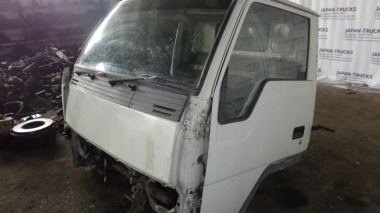 Кабина MITSUBISHI CANTER